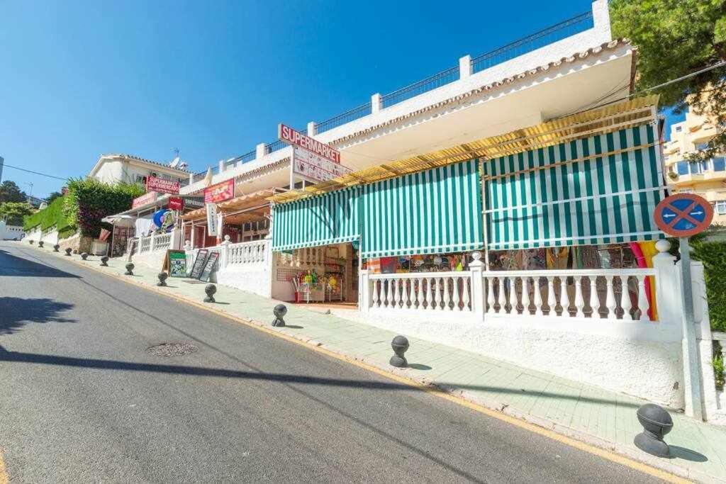 Santa Marta Al Lado De Los Servicios Y De La Playa Беналмадена Екстериор снимка